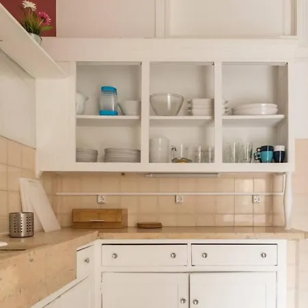 Appartamento Guestready - Spacious For 2 In The City Centre Lisbona